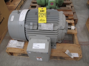 MOTOR, ELECTRIC TYPE, 50 HORSEPOWER, 460VAC 3 PHASE 60HZ ELEC RATING, 3600 RPM, 326TS FRAME, 55 FLA, TEFC ENCLOSURE. NEMA DESIGN B KVA CODE G CLASS F INSULATION SPACE HEATERS 2-280W @ 240 VOLT. PART # 1LE23013BA212AA3 (W-44) LOADING & HANDLING FEE $15-